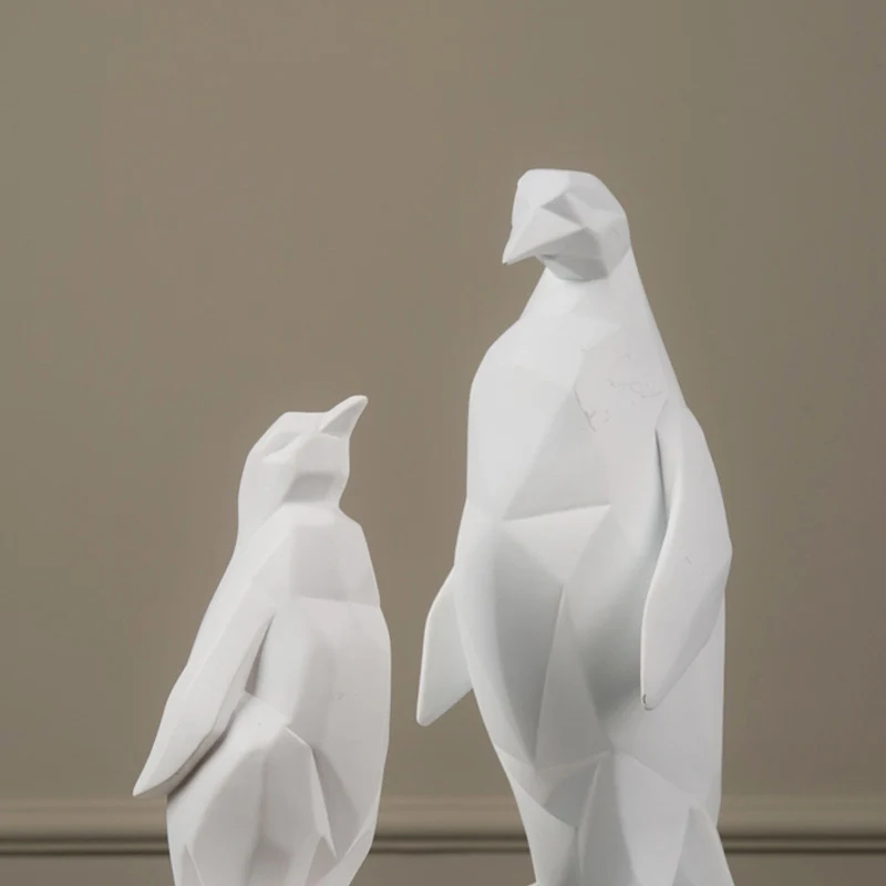 

Simple White Creative Penguin Figurine Resin Ornaments Model Soft Furnishings Travel Crafts Desktop Home Decoration