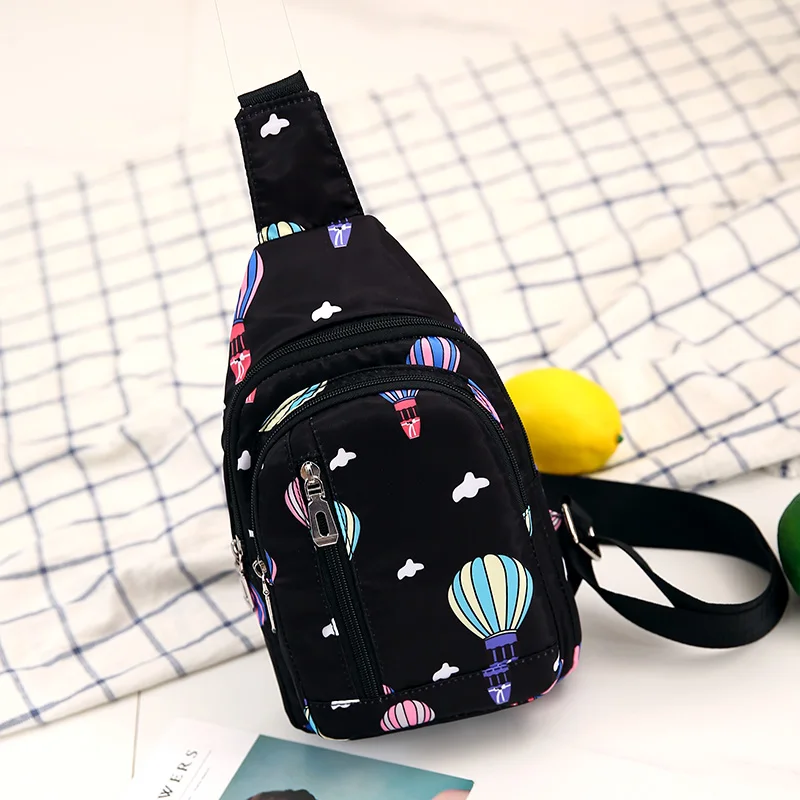 

Nylon Chest package New 2018 Colors Messenger Bags Small lightweight Crossbody Bag Preppy Stylse Little Travel And Leisure Bag