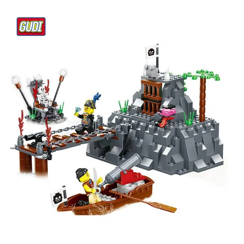 

Wange 30041 new Large Pirates 251pcs TABOO ISLAND Pirate Ship Building Blocks Set Educational Toys