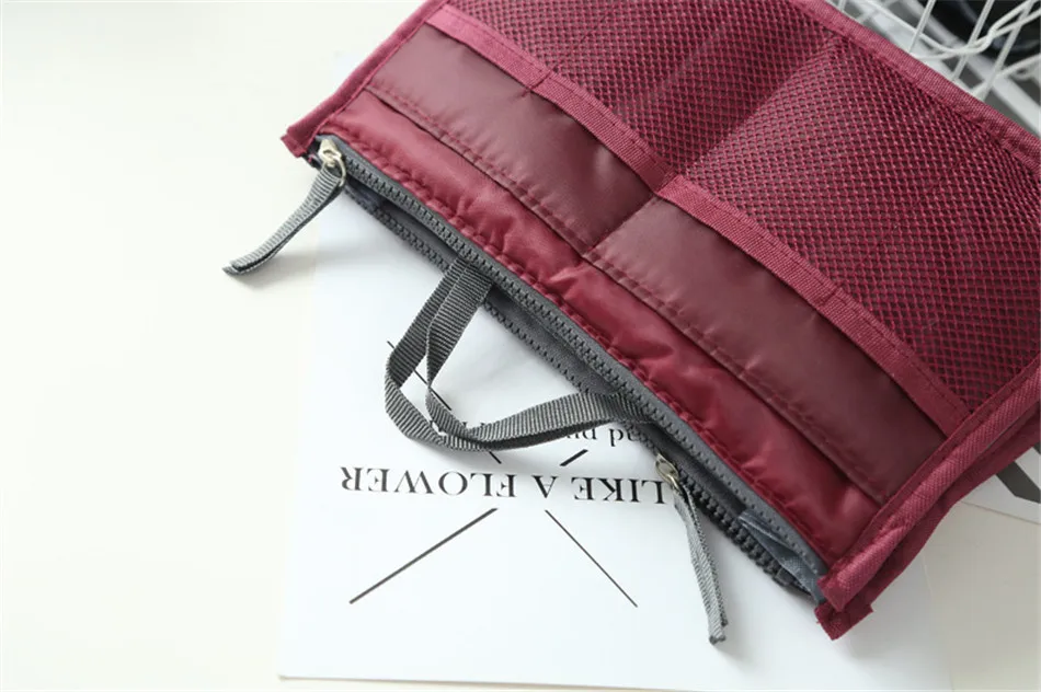 cosmetic bag (25)