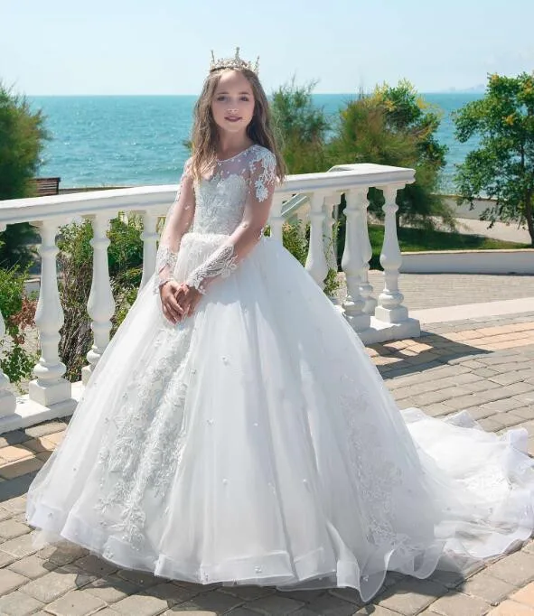 

White Tulle Ball Gown Flower Girls Dresses for Wedding Long Sleeves Lace Applique Communion Dress Pageant Gown for Girls