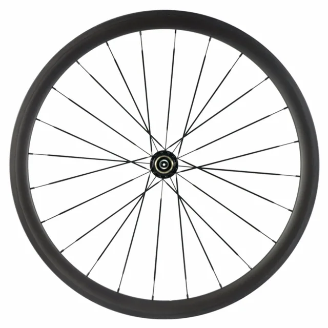 アルミリム 前輪 700c フロント 35cタイヤがついてました