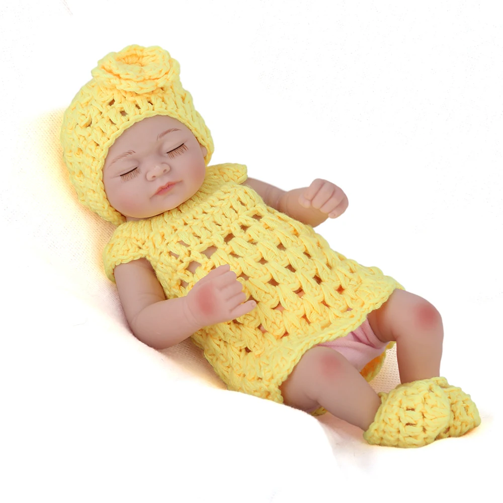 small lifelike baby dolls