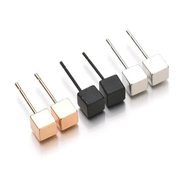 

Hot Square Stud Earrings Black/Gold/Silver Simple And Fashionable Temperament Earring Diy Jewelry Accessories