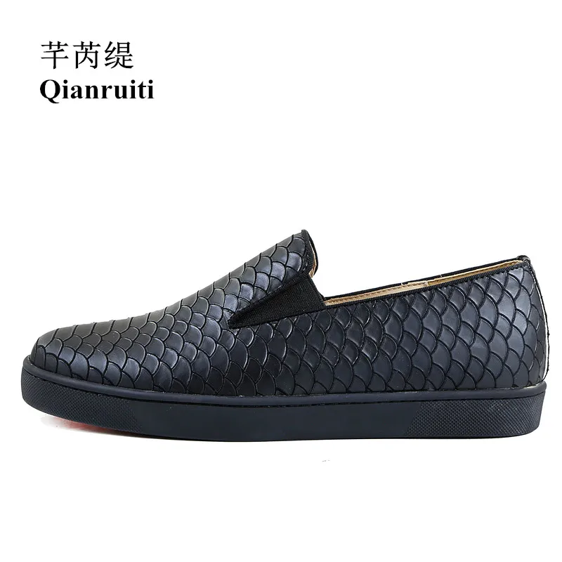 Qianruiti/Новое поступление; уличная Мужская модная повседневная обувь; простые дизайнерские туфли на плоской подошве без застежки; Мужская Вулканизированная обувь