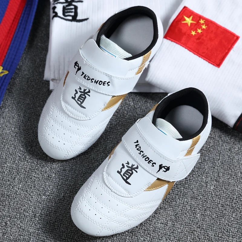 الأبيض أحذية رياضية الكونغفو الووشو Taichi الكاراتيه فنون الدفاع عن النفس المصارعة رياضة التايكوندو أحذية الأطفال الكبار المراهقين الأبيض أحذية رياضية الكونغفو الووشو Taichi الكاراتيه فنون الدفاع عن النفس المصارعة رياضة التايكوندو أحذية الأطفال الكبار المراهقين