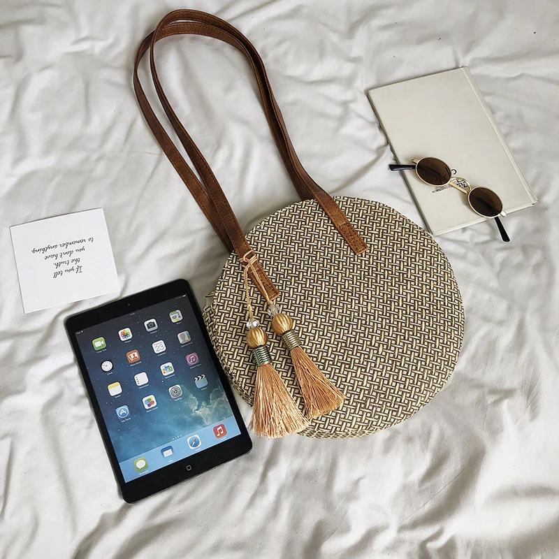 Новая соломенная сумка с круглыми кисточками, женская летняя сумка из ротанга, ручная работа, тканая пляжная сумка в богемном стиле, Новая мода