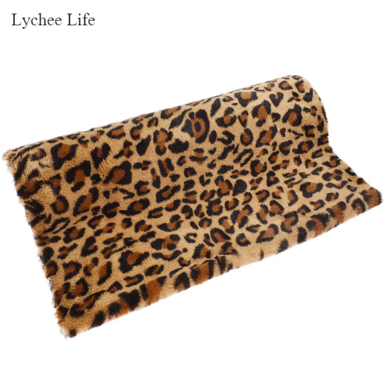 

Lychee Life Leopard Printed Fur Plush Handmade Craft Fabric DIY Sewing Accessories Clothes Home Decoration 50x160cm