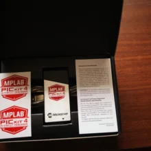 PG164140 MPLAB PICkit4 3 онлайн отладчик программный симулятор загрузчик