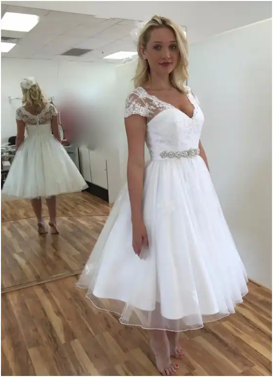 simple short wedding dresses plus size