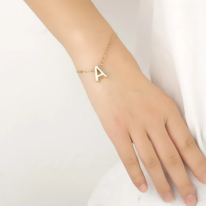 Популярные золотые 26 Английских Букв женские браслеты модные ювелирные изделия