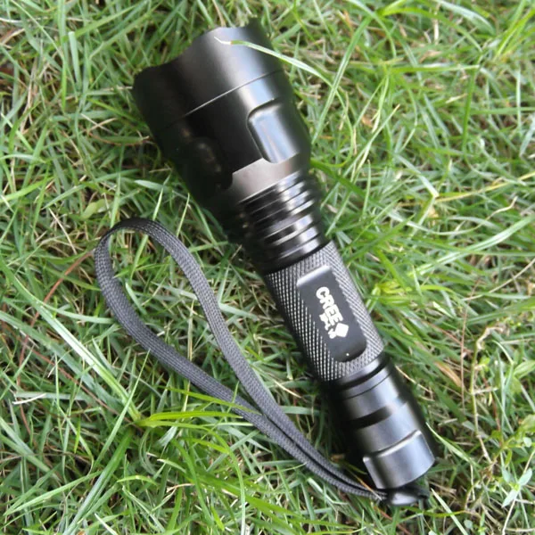 

LED Torch Lampe C8 CREE XP-L V5 2000lm Cool White Light OP 1-mode LED Flashlight for Camping, Hiking, Cycling and Emergency