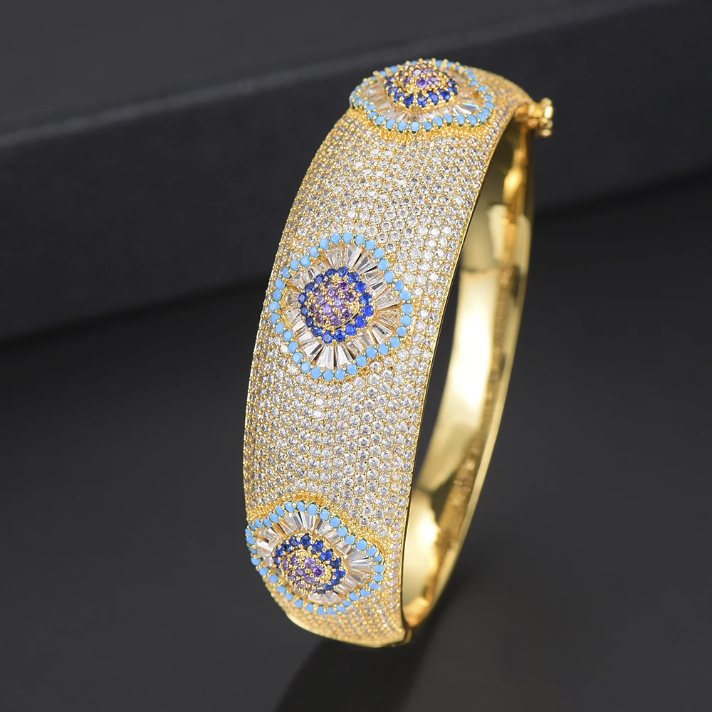 

Deluxe Dubai Indian Wedding Jewelry Cubic Zirconia Inlaid Wide surface Bangle Bracelet For Women Engagement