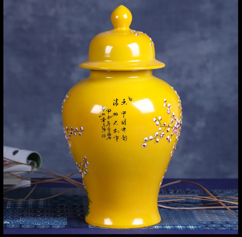 Jingdezhen ceramic temple jar Antique Porcelain wholesale decorative jars and vases yellow ginger jar flower and bird  (2)
