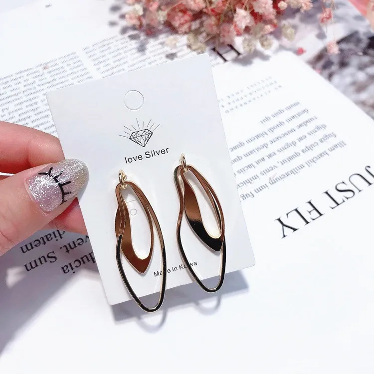 golden circle earring Hypoallergenic fadeless alloy fashion jewelry stud earrings for women girl Christmas gift