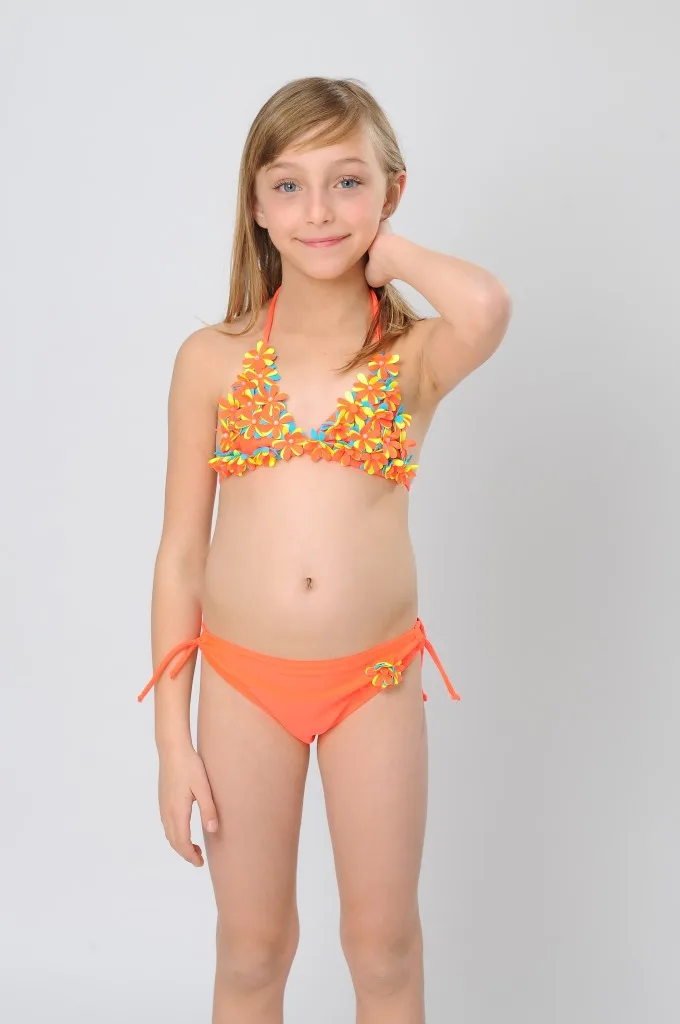2015 Real Flower Girls Swimwear Kids Swimming Set Biquini