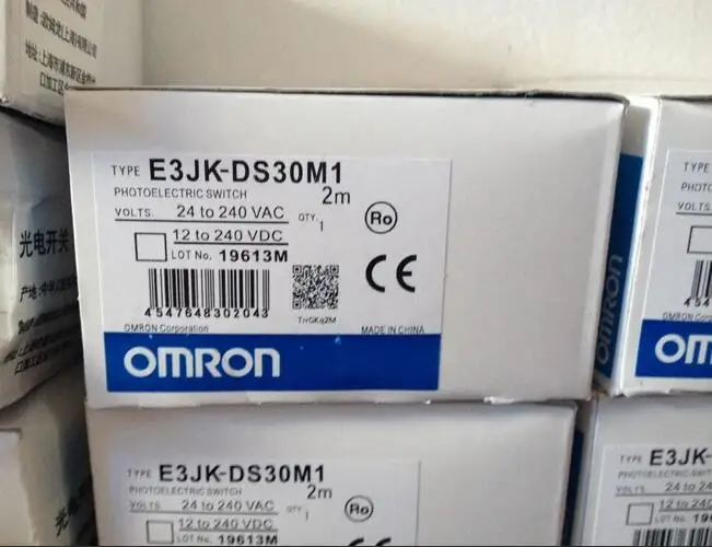 

PLC CPU CP1E-E10DT-D CP1E  6 input 4 output Transistor Sinking 24VDC  new in box well tested working three months warranty