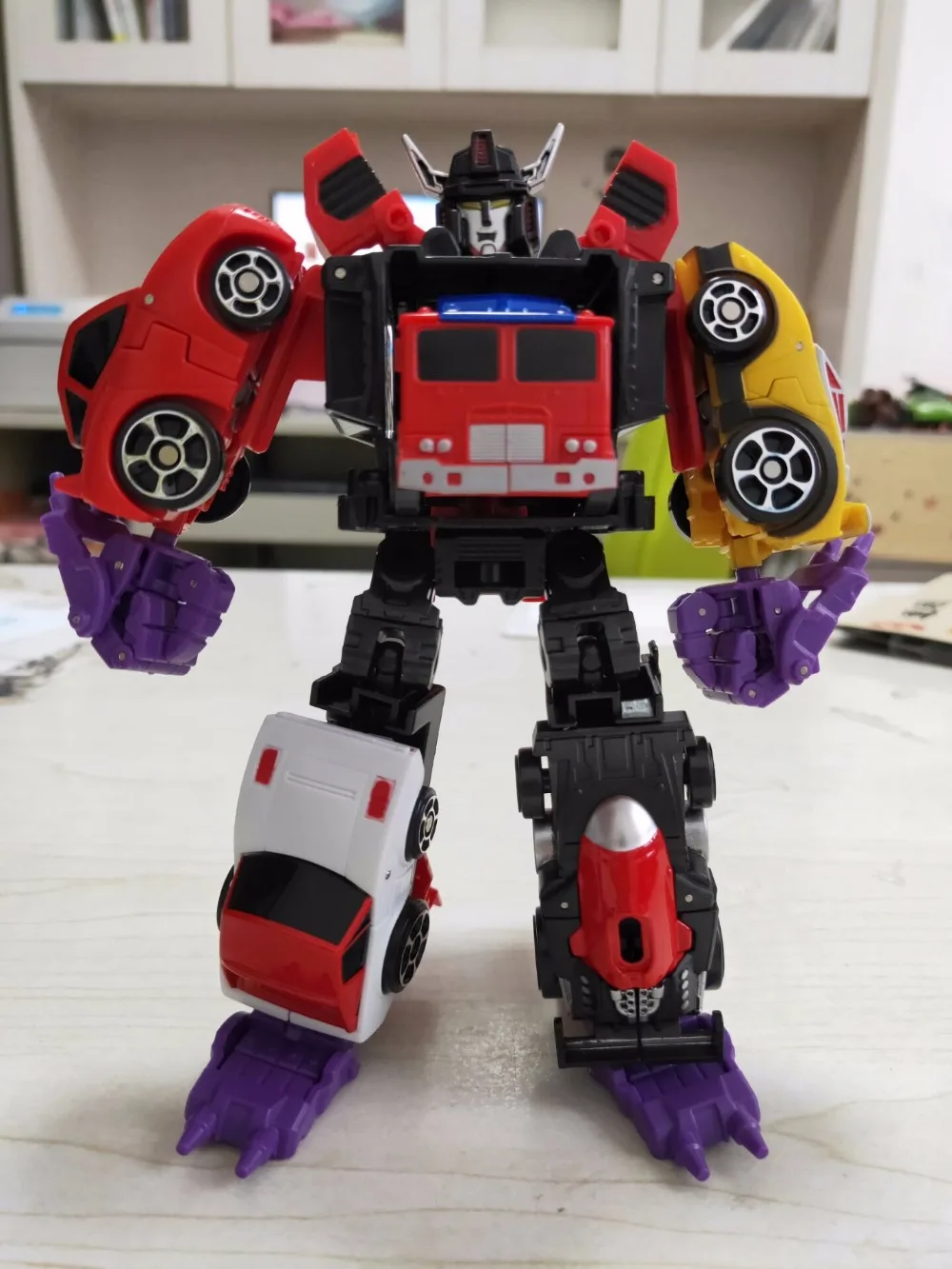 

Transformation metal part 5 in 1 Menasor figure toy
