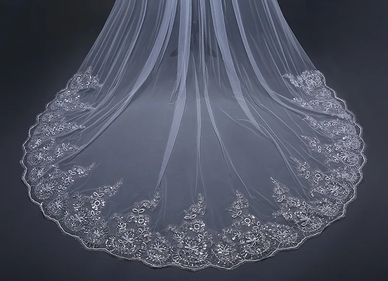 Новая мода 3 метра Соборная свадебная фата длинная кружевная кромка свадебная вуаль свадебные аксессуары