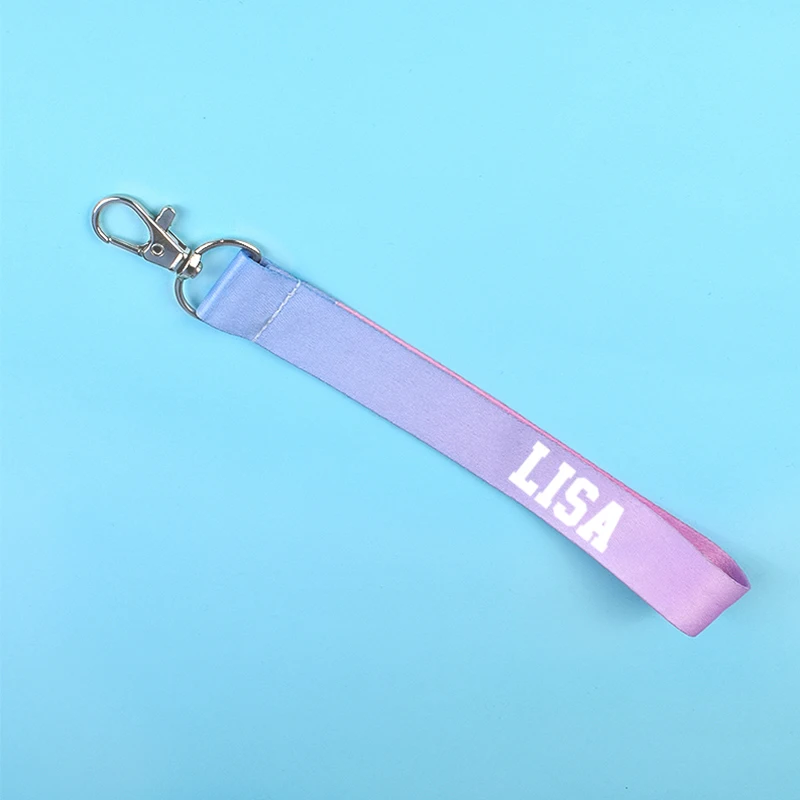 Kpop Черный Розовый Lisa Pin альбом обесцвечивание имя брелок K-pop градиент брелок кулон брелок лазерный брелок - Цвет: LISA