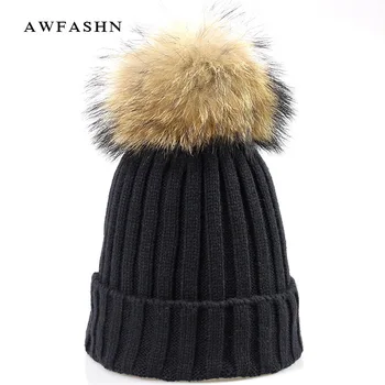

New Fashion Knit Beanies Hat High Quality Raccoon Fur Pom poms Winter Hat Man Woman Wool Warm Thicken Hedging Cap Bone Skullies