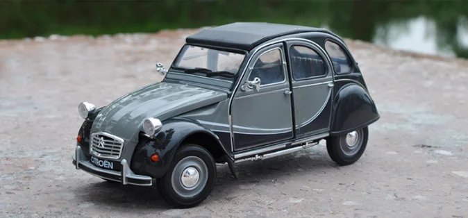 Мы lly 1:24 Citroen 2CV 6 Charleston бутик сплав автомобиль игрушки для детей Детские игрушки Подарочная модель - Цвет: Серый