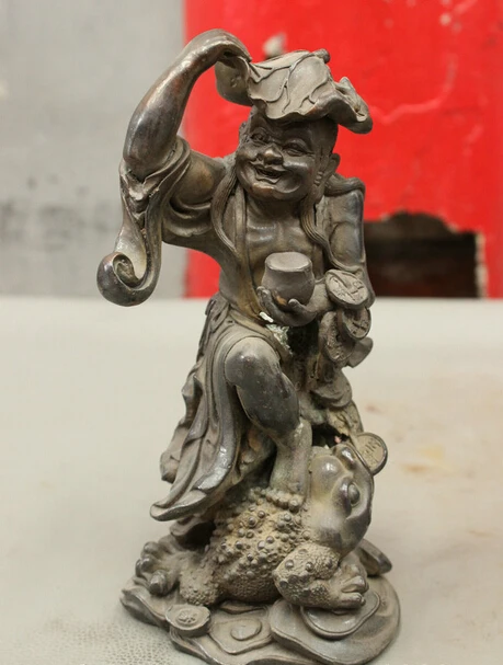 

wholesale factory 8 Folk Chinese Old Pure Bronze Copper Wealth Arhat Liu Hai God Coin Toad Statue