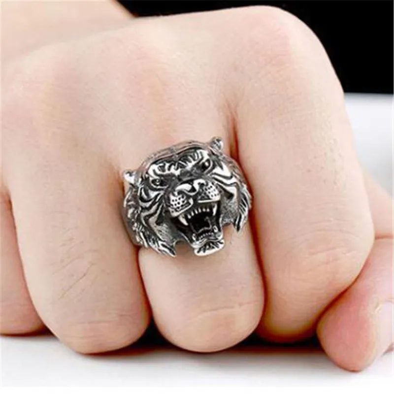 Gothic Punk Ring Men Fashion Retro Skull Wolf Dragon Snake Tiger Male Ring jewelry Anel Halloween Accessories Anillo Hombre Gothic Punk Ring Men Fashion Retro Skull Wolf Dragon Snake Tiger Male Ring jewelry Anel Halloween Accessories Anillo Hombre