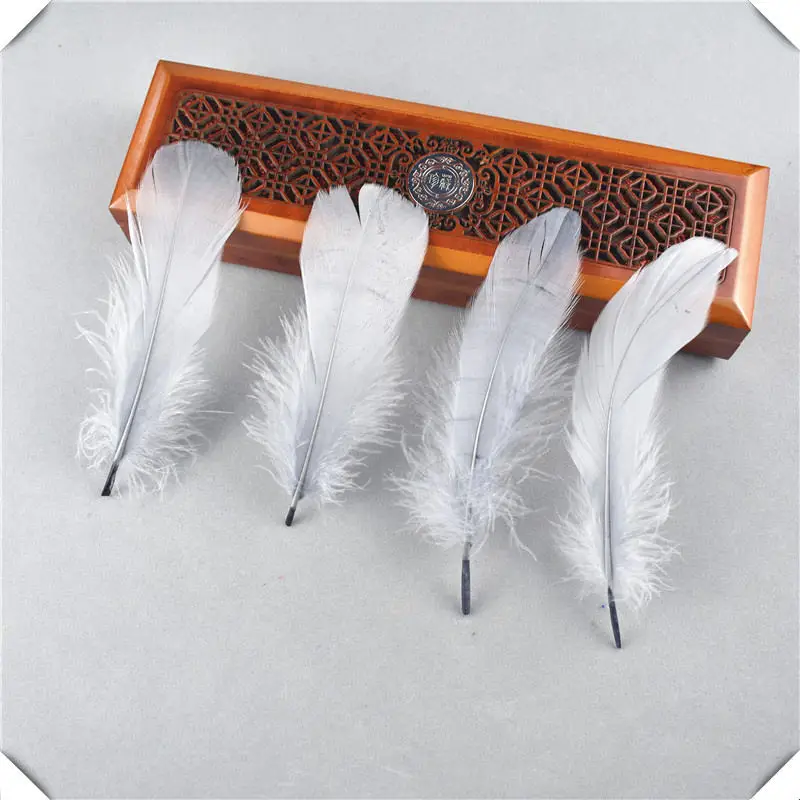 Горячая красный Гусь feather20-100pcs13-18CM DIY Перья для рукоделия и ювелирных изделий Аксессуары для одежды Свадебные украшения Шлейфы - Цвет: Gray