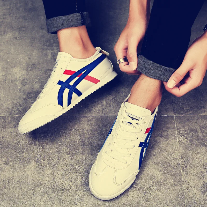 

Summer Korean Shoes Men's Social Guys Spirit Flat Shoes Fast Reds With The Trend Of Casual Shoes