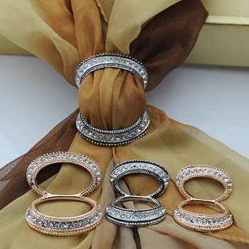 

2018 New product Scarf Clip Straight Brooches For Women,high quality crystal decoration,exclusive design,shawls accessories