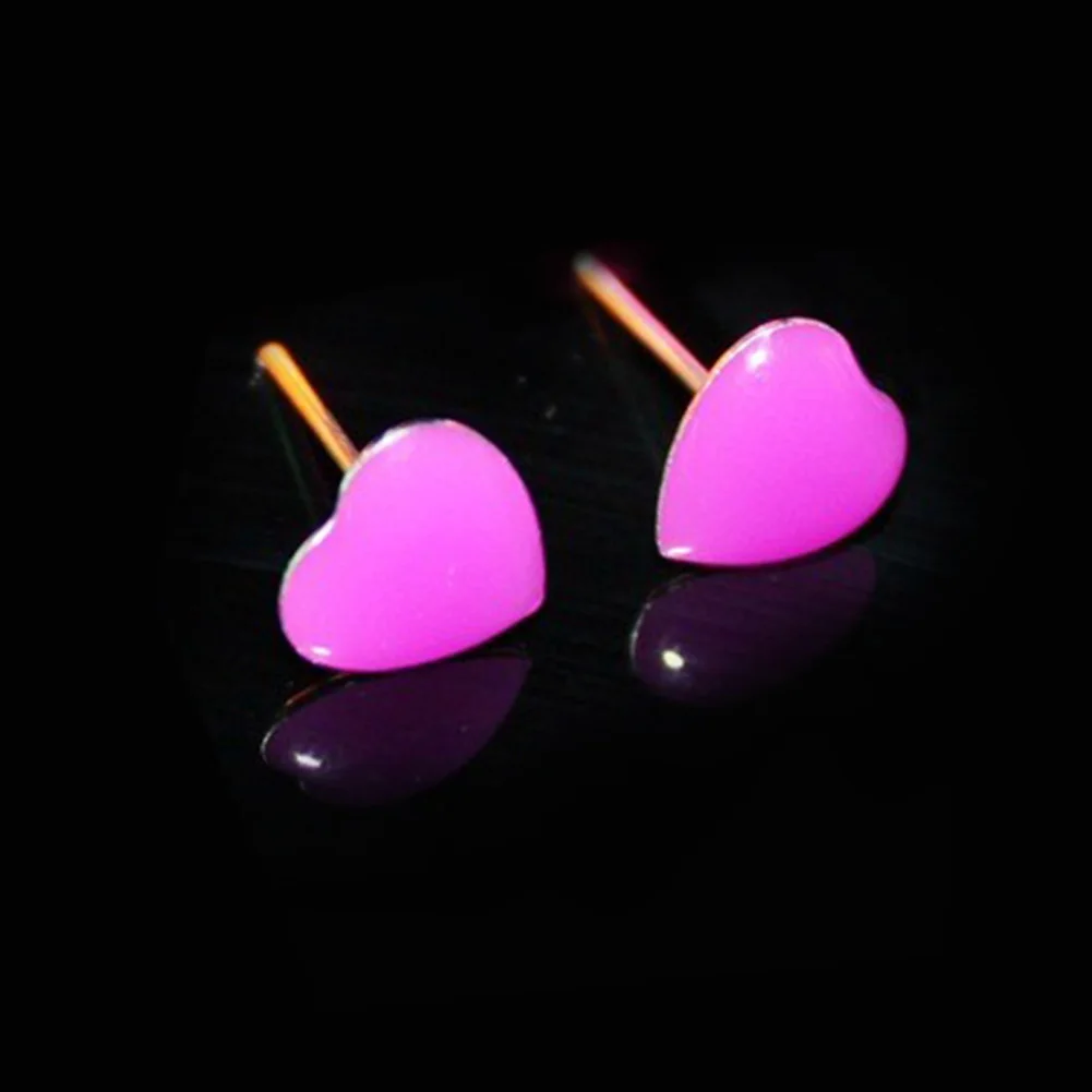

Fashion Luminous Stud Earrings Star Heart Round Romantic Fluorescent Alloy Jewelry Earrings for Women Random Color #3