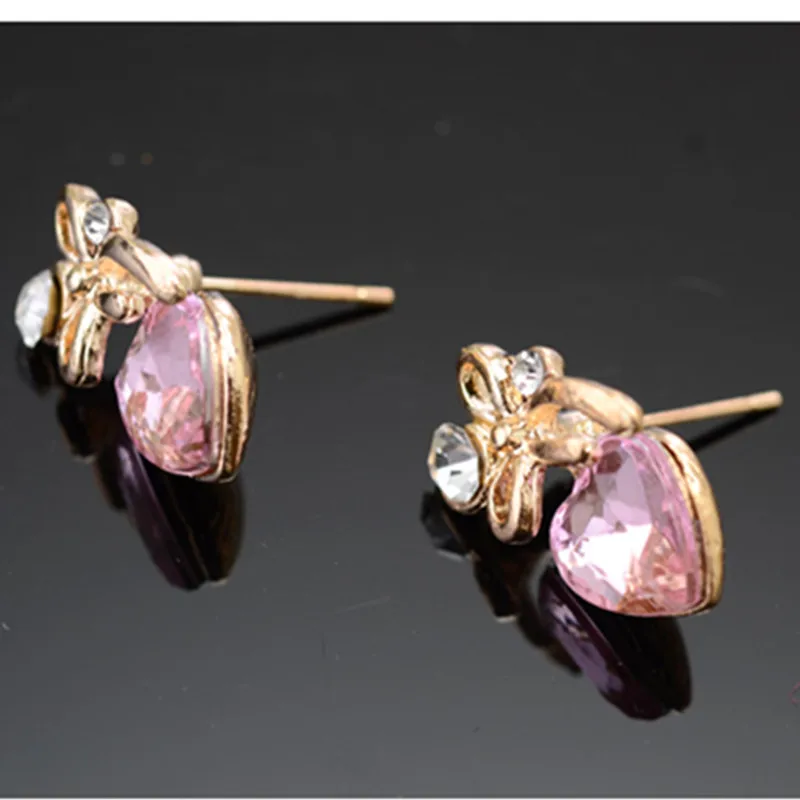 

Europe and the United States new fashion lady beautiful butterfly cat 's eye earrings high quality earrings girl party wholesal