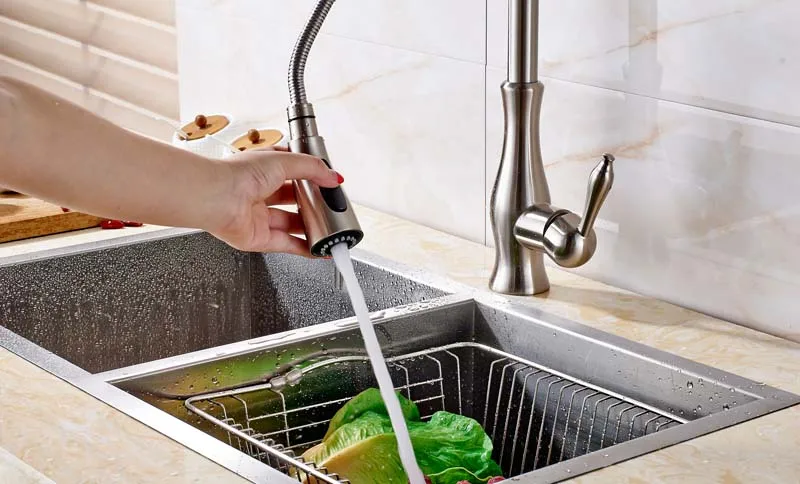 High Arch Pull Out 360 Degree Rotation Kitchen Sink Faucet