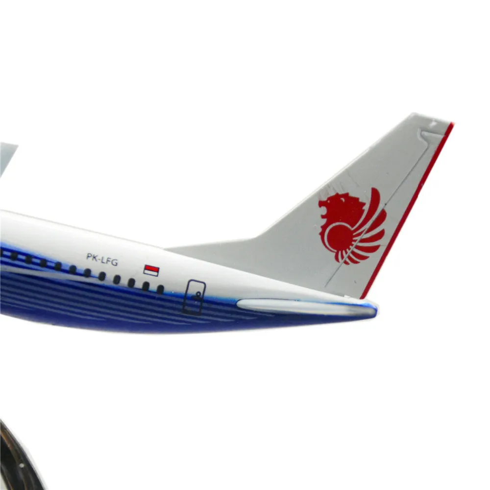 Lion blue airline red Boeing 737 модель самолета 16 см детский подарок на день рождения модели