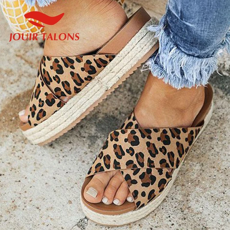 

ALLENLYNN 2020 New Ladies Leopard Platform Slippers Women Large Size 36-43 Comfort Wedges Slides Summer Women Casual Shoes Woman