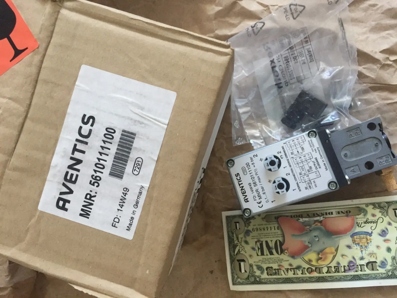 

5610111100 NEW REXROTH VALVE