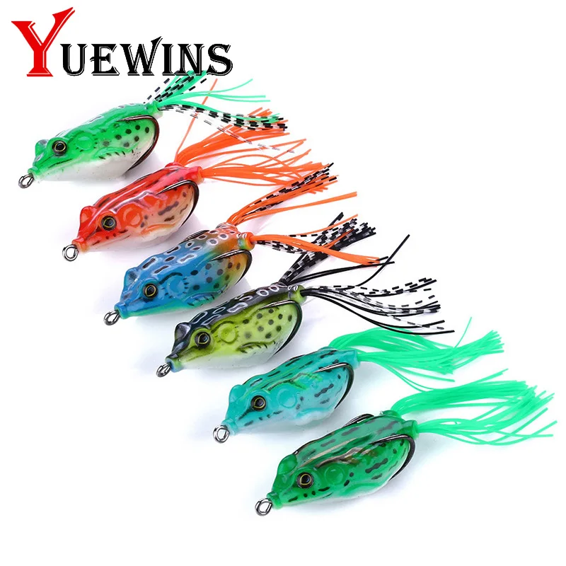 

Yuewins 6cm 14g Lifelike Soft Frog Fishing Lures Topwater Ray Frog Artificial Soft Bait for Crap Fishing with treble hooks QA17