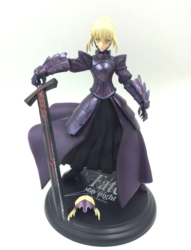 Японская аниме фигурка 20 см ПВХ саблей из Fate stay night black dress ver Коллекционная модель