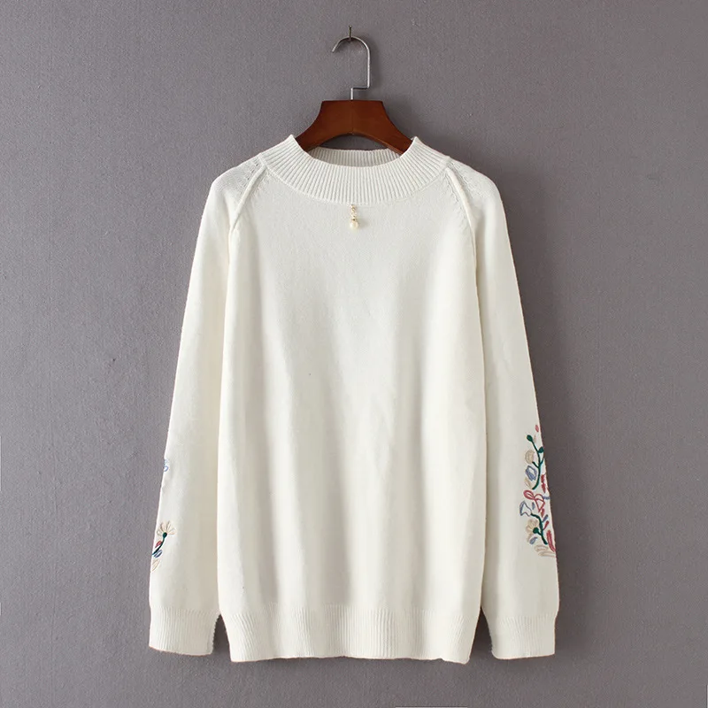 Pearl Floral Embroidery Sweater Pullovers Long Sleeve Women Plus Size Casual O-neck Knitted Sweater Black White SWM1267
