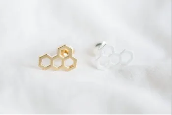 

Fashion Honeycomb stud earrings