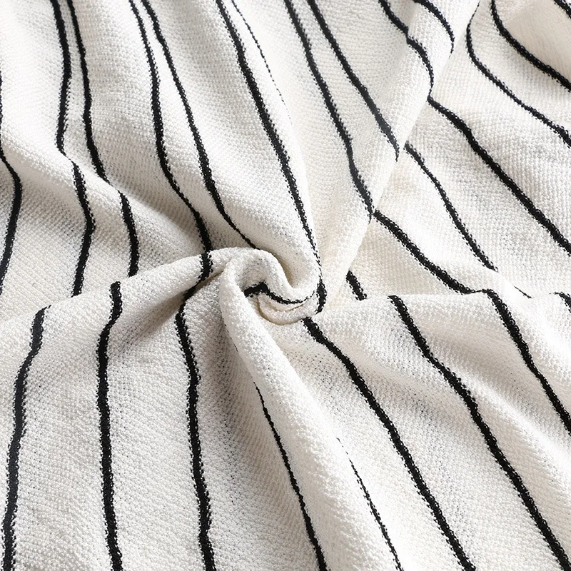 10773563293_876137560