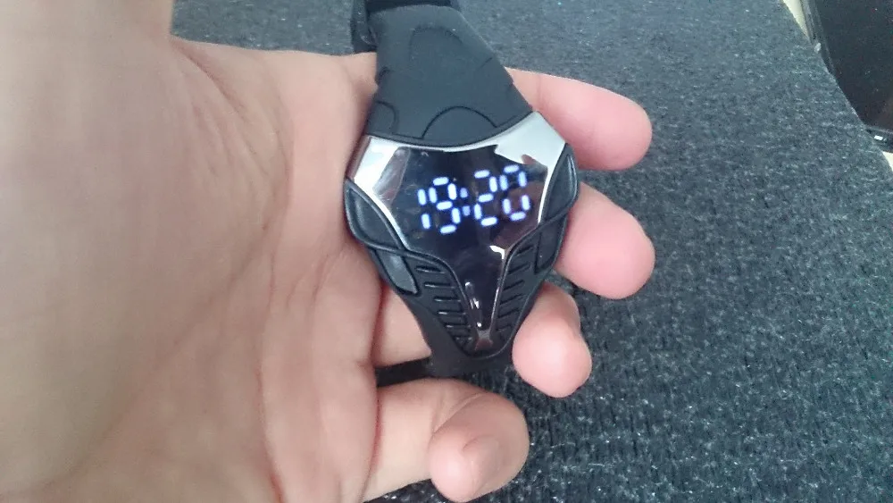 Силиконовые треугольные спортивные светодиодный цифровые часы Мужские часы Vogue мужские крутые часы reloj hombre hodinky saat