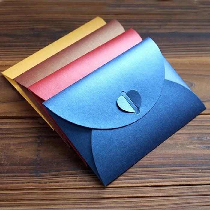 

Paper envelope,Colorful Heart clasp envelopes,Wedding Invitation Envelope Gift DIY Envelopes 11x17.5cm 20pcs/lot