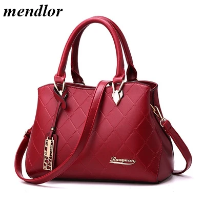 2019 جديد pu الإناث حقيبة صفائح معدنية الديكور الصلبة حقيبة ساعي الحلو سيدة الأزياء Crossbody حقيبة الفاخرة النساء حقيبة كتف 2019 جديد pu الإناث حقيبة صفائح معدنية الديكور الصلبة حقيبة ساعي الحلو سيدة الأزياء Crossbody حقيبة الفاخرة النساء حقيبة كتف