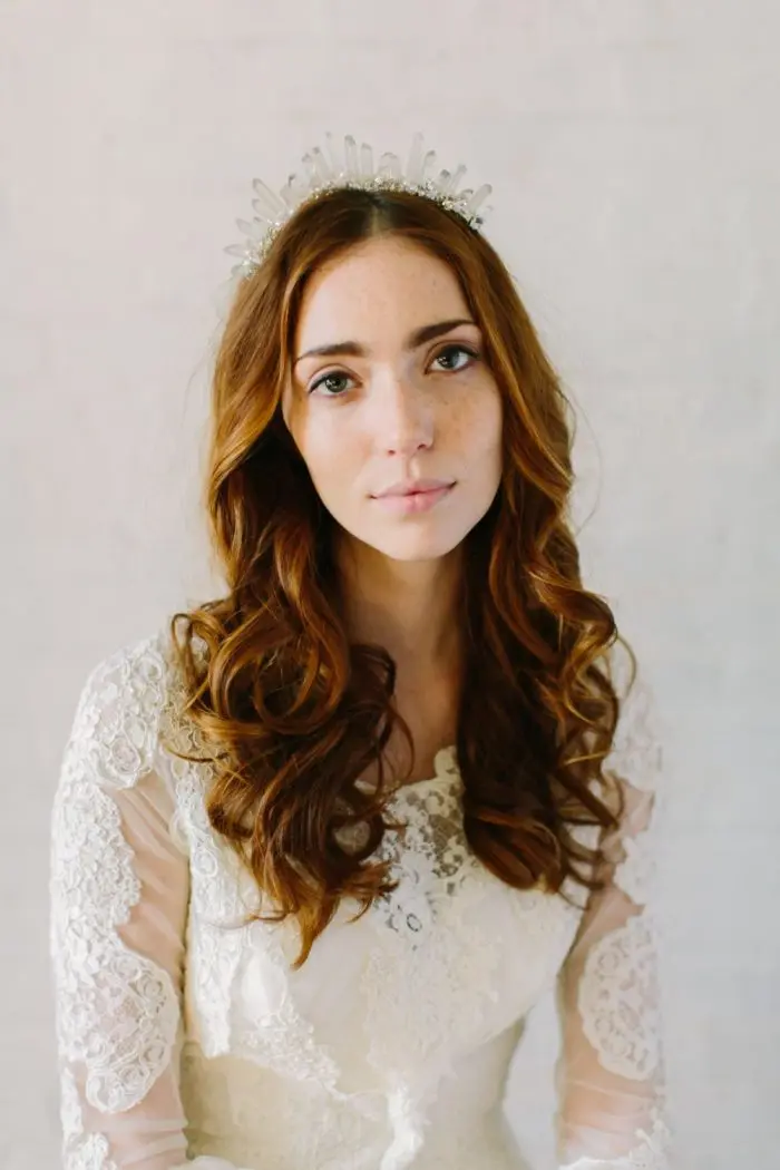 

2019 Spring Summer New Trends Forecast Bohemian Raw Crystal Bridal Tiara