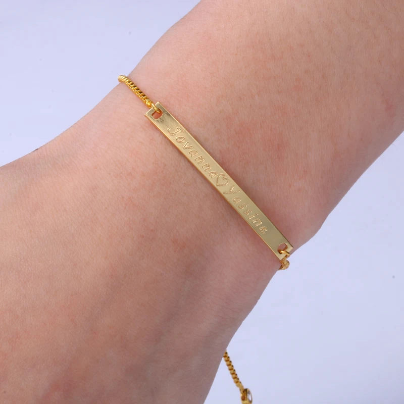 Почему браслет назвали браслетом. Почему браслет назвали браслетом. Браслеты древней руси. Почему браслет назвали браслетом. Браслет на руку.