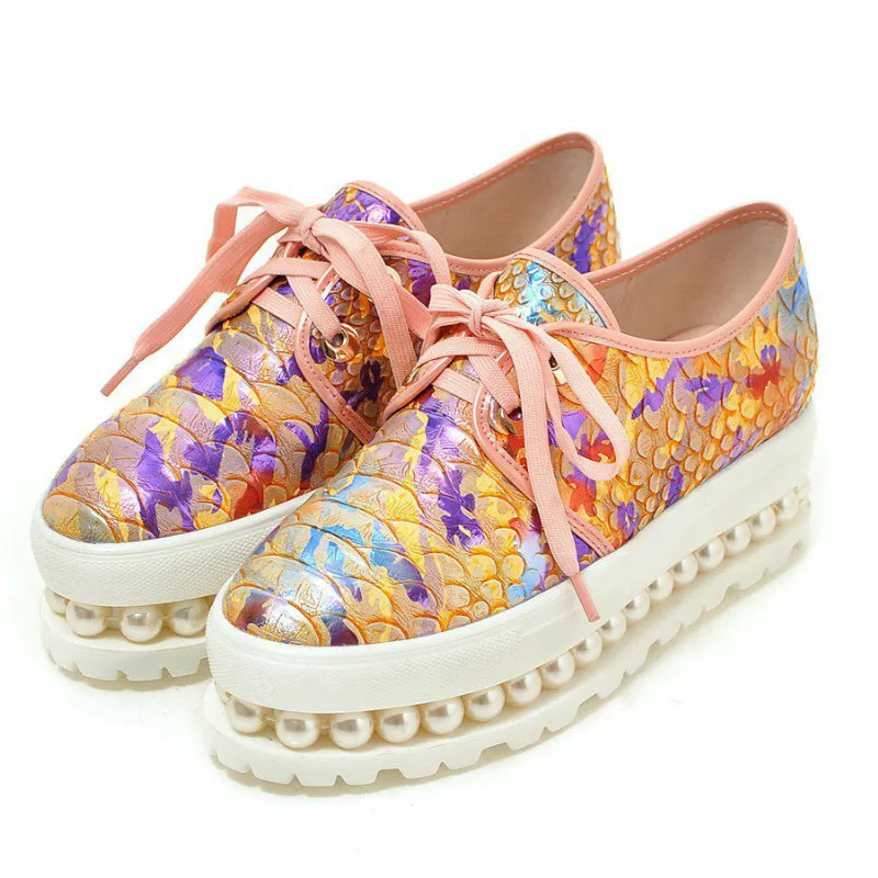 

2017 New Fashion Large Size Platform Waterproof Round Toe Flowers PU Leather Beading Loafers Pearl Lace Up Superstar Shoes 5-5
