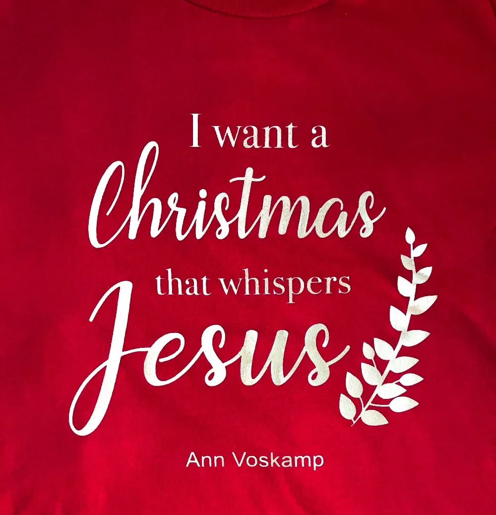 Футболка с надписью I Just Want A Christmas That Whispers Jesus футболка в стиле унисекс Red Religion Faith
