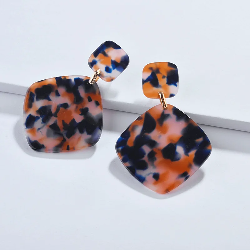 

Popular in Europe Tortoiseshell Leopard Acid Resin Acrylic Square Drop Earrings
